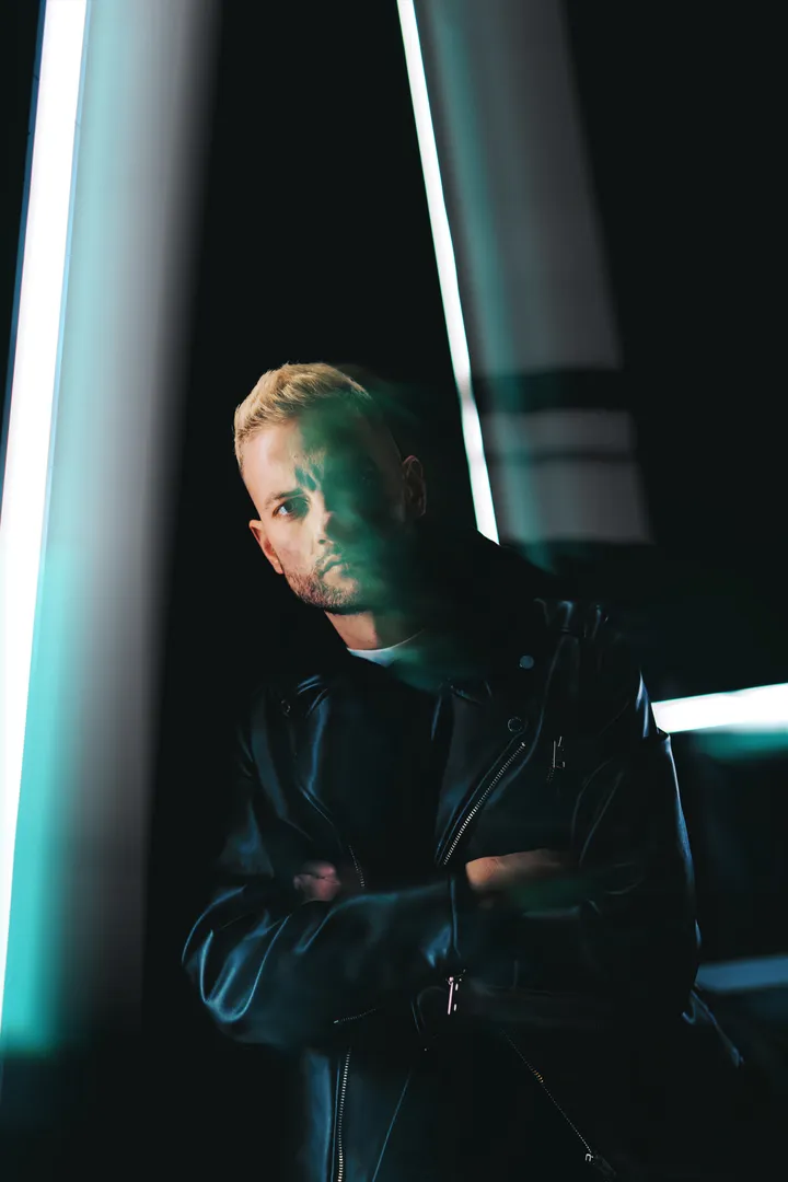 DJ FSKY - PROFESJONALNE SETY DJ-SKIE W KLIMACIE TECH HOUSE, PEAK TIME TECHNO.