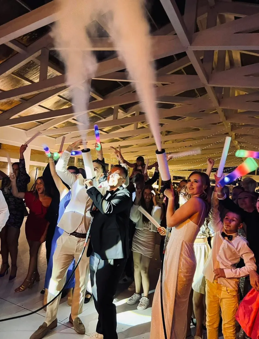 Pistolety na CO2 - efektowna atrakcja eventowa