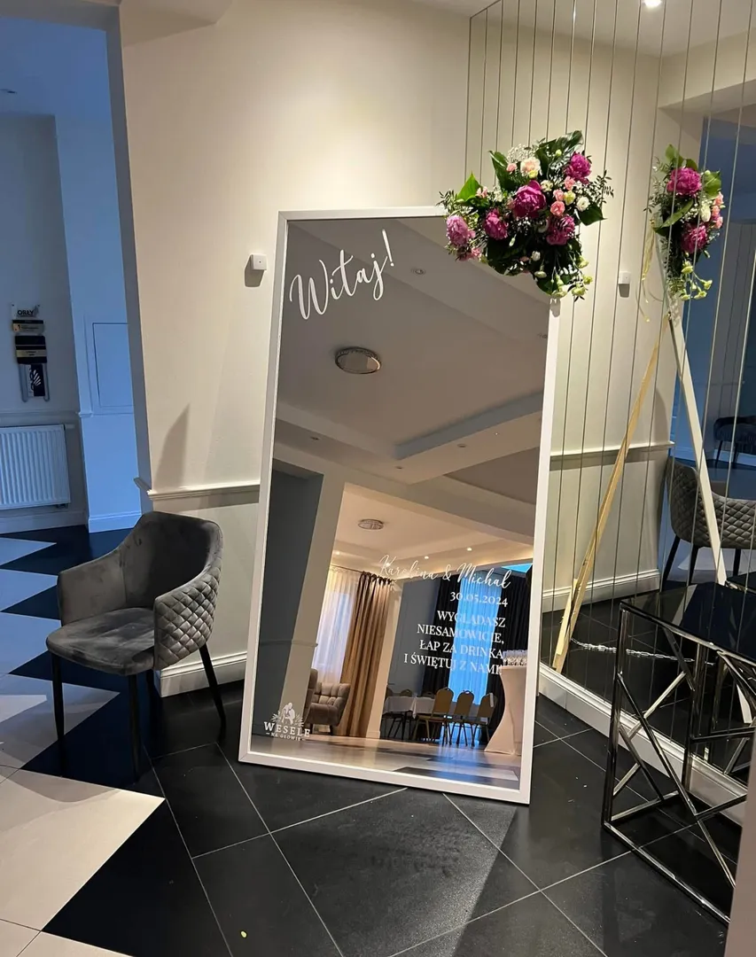 Lustro personalizowane do selfie